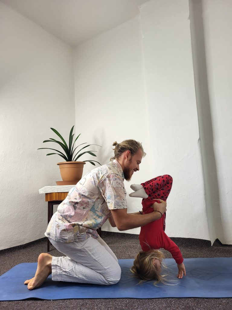 yoga family flow